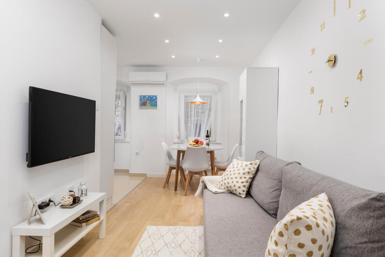 Apartment Opa Gold リエカ エクステリア 写真